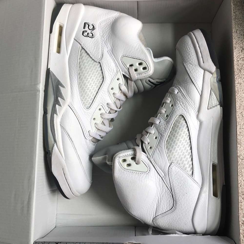 Jordan Retro 5 Metallic White Size 11